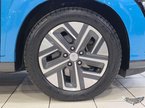 Hyundai KONA 64kWh Premium Auto 5dr (10.5kW Charger) 74
