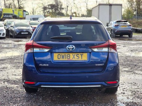 Toyota Auris 1.8 VVT-h Excel Touring Sports 5dr Petrol Hybrid CVT Euro 6 (s/s) (136 ps) 10