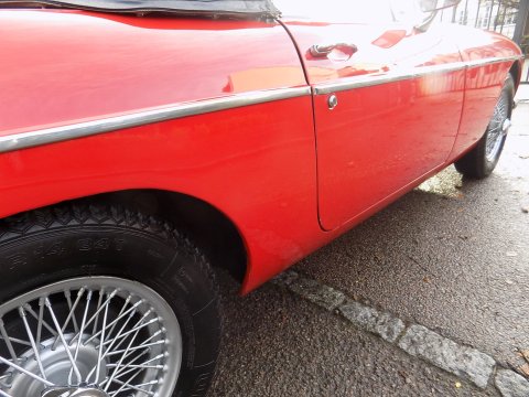 MG MGB MKII ROADSTER 23