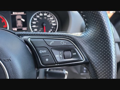 Audi Q2 TFSI S LINE 21