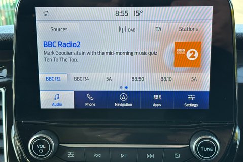 Ford Transit Custom 300 Active L1 170 ps Selectshift Panel Van - Tailgate & Twin Side Doors 28