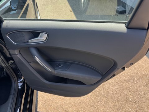 Audi A1 SPORTBACK TFSI S LINE 54