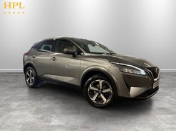 Nissan Qashqai 1.3 DIG-T MHEV N-Connecta SUV 5dr Petrol Hybrid Manual Euro 6 (s/s) (140 ps
