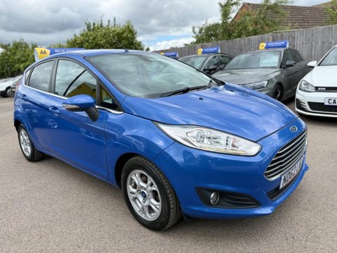 Ford Fiesta 1.6 TDCi ECOnetic Titanium Euro 5 (s/s) 5dr 3