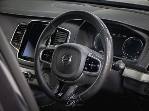 Volvo XC90 2.0 XC90 R-Design D5 PowerPulse AWD Auto 4WD 5dr 11