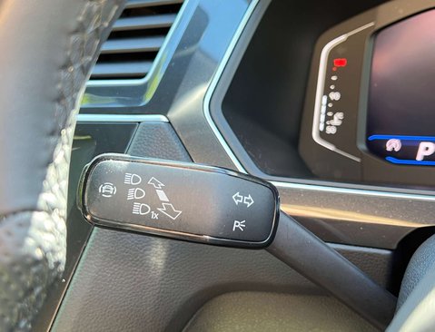 Volkswagen Tiguan 1.5 Tiguan R-Line TSi Semi-Auto 5dr 24