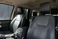 Land Rover Discovery SDV6 SE TECH 17