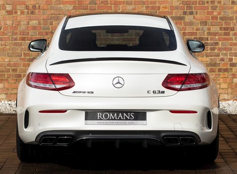 Mercedes-Benz C Class C63 S Coupe 5