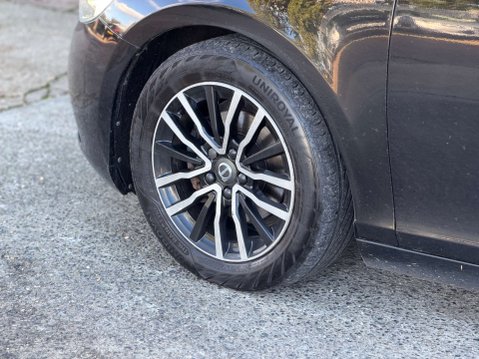 Volvo V40 2.0 V40 Momentum Nav+ D2 5dr 25