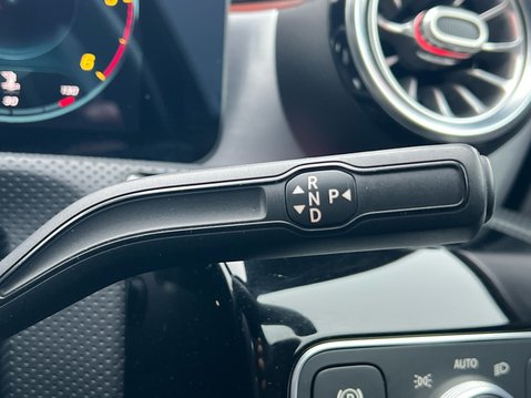 Mercedes-Benz A Class A 200 D AMG LINE PREMIUM 32