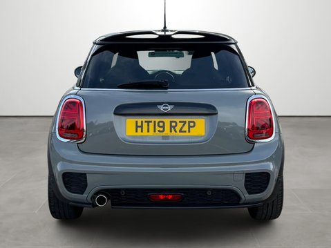 Mini Hatchback 1.5 Cooper Sport II 3dr 8