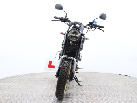 Yamaha XSR125 XSR 125 (MTM125) Legacy 11