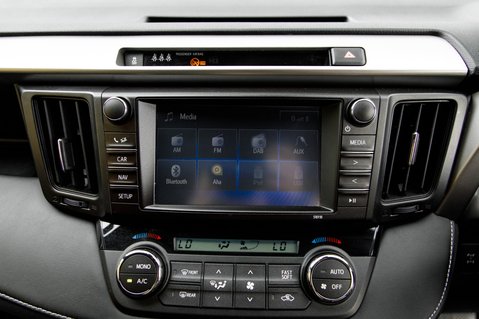 Toyota Rav 4 VVT-I DESIGN 27