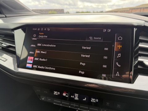 Audi Q4 40 S line SUV 5dr Electric Auto 82kWh (204 ps) 44