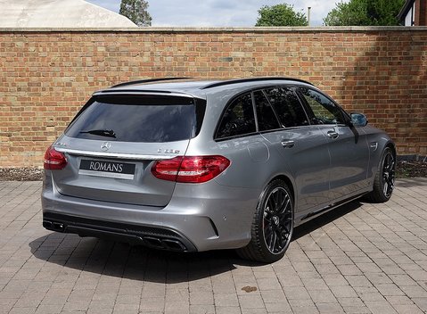 Mercedes-Benz C63 S Estate 4