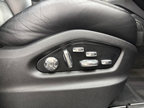 Porsche Cayenne 4.0 V8 E-Hybrid 17.9kWh Turbo S Coupe 5dr Petrol Plug-in Hybrid (680ps) 18