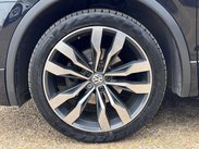 Volkswagen Tiguan 2.0 Tiguan R-Line TDI BlueMotion Technology 4Motion Semi-Auto 4WD 5dr 63