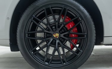 Porsche Macan GTS 28
