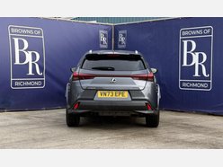 Lexus Ux 2.0 250h Takumi SUV 5dr Petrol Hybrid E-CVT Euro 6 (s/s) (184 ps) 5