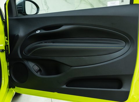 Abarth 500e Scorpionissima Cabrio 27