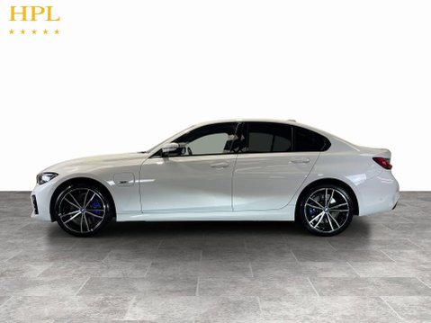 BMW 3 Series 2.0 330e 12kWh M Sport Saloon 4dr Petrol Plug-in Hybrid Auto Euro 6 (s/s) ( 4