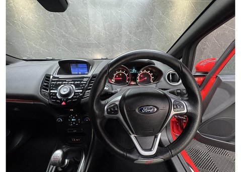 Ford Fiesta 1.6T EcoBoost ST-3 Hatchback 3dr Petrol Manual Euro 6 (182 ps) 67