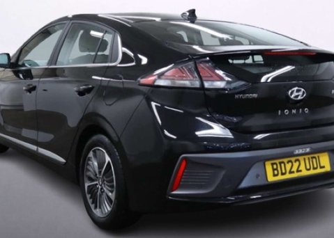 Hyundai IONIQ 1.6 h-GDi 8.9kWh Premium Hatchback 5dr Petrol Plug-in Hybrid DCT Euro 6 (s/ 7