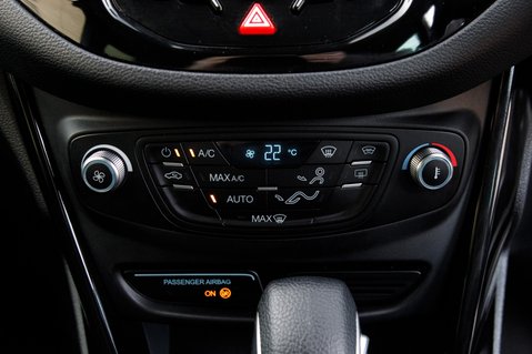 Ford B-Max TITANIUM 32