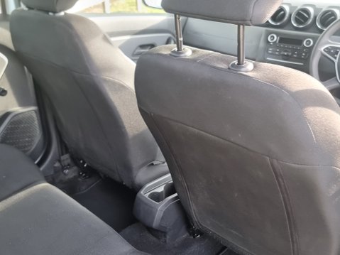 Dacia Duster ESSENTIAL TCE 29