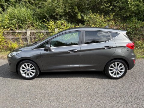 Ford Fiesta TITANIUM 11