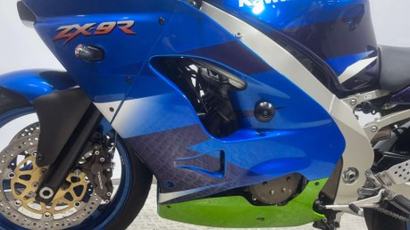 Kawasaki ZX ZX9R 2000 ONLY 6K 1 OWNER RUNNING PROJECT BIKE SPORT BIKE 29