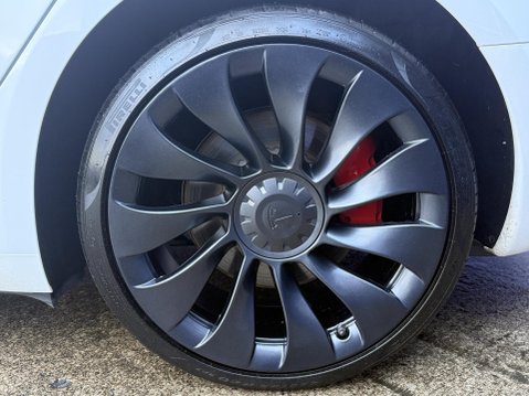 Tesla Model 3 (Dual Motor) Performance Saloon 4dr Electric Auto 4WDE (Performance Upgrade 16