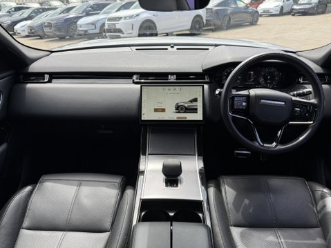 Land Rover Range Rover Velar 2.0 P250 Dynamic HSE SUV 5dr Petrol Auto 4WD Euro 6 (s/s) (249 ps) 31