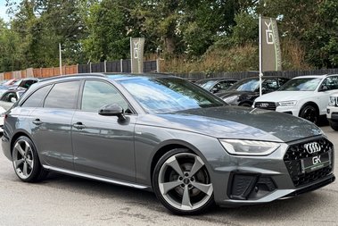 Audi A4 AVANT TDI S LINE BLACK EDITION -B&O - VIRTUAL COCKPIT -REVERSE CAMERA 