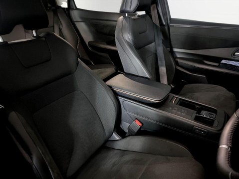 Nissan ARIYA 63kWh Evolve SUV 5dr Electric Auto 7.4kW Charger (217 ps) 1 Owner - Sensor 11