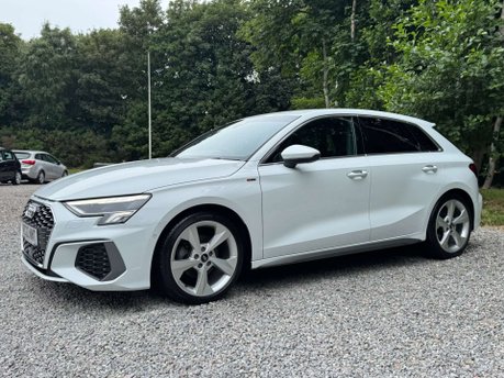 Audi A3 1.5 A3 Sportback 35 TFSI MHEV S Line Semi-Auto 5dr 11