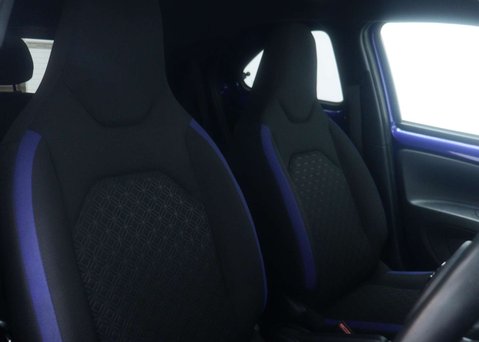 Toyota Aygo X 1.0 Aygo X Edge VVT-i Auto 5dr 43