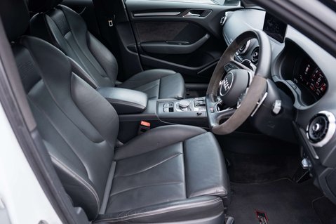 Audi RS3 2.5 RS 3 Sportback TFSI Quattro Semi-Auto 4WD 5dr 41