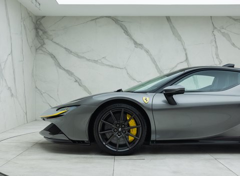 Ferrari SF90 Stradale ASSETTO FIORANO 47