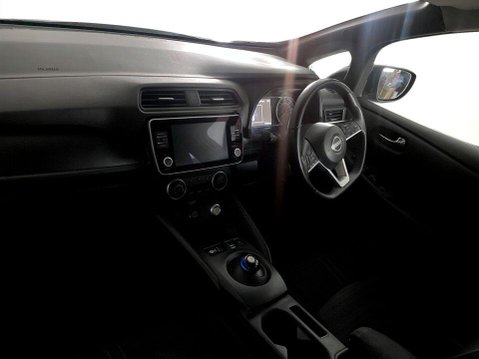 Nissan LEAF 39kWh Acenta Hatchback 5dr Electric Auto (150 ps) Air Con - Alloys - DAB Ra 14