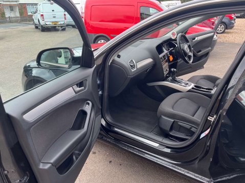Audi A4 2.0 A4 SE TDI AUTOMATIC ESTATE 5dr 42