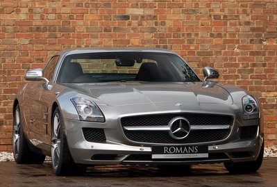 Mercedes-Benz SLS AMG