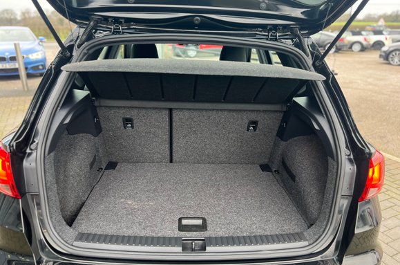 SEAT Arona 1.0 TSI XCELLENCE 5 DOOR 32