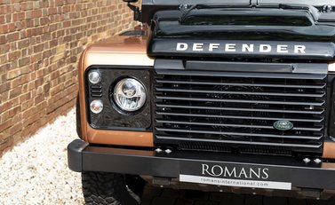 Land Rover Defender 90 Autobiography Edition 22