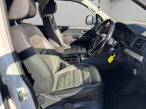 Volkswagen Amarok 3.0 TDI V6 Highline Auto 4Motion Euro 6 (s/s) 4dr 9