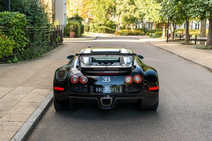 Bugatti Veyron 16.4 6