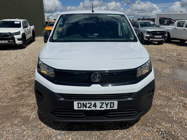 Vauxhall Combo Crew Cab LWB L2H1 Low Roof Prime 2300 Aircon Cruise Nav EURO 6 4