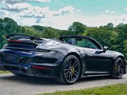 Porsche 911 TURBO S PDK 4