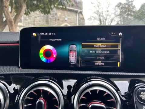 Mercedes-Benz A Class A 200 AMG LINE PREMIUM 28