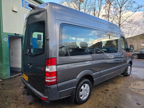 Mercedes-Benz Sprinter 319 CDI MWB 10